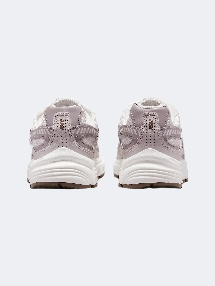 Nike Initiator Women Lifestyle Sneakers Brown/White