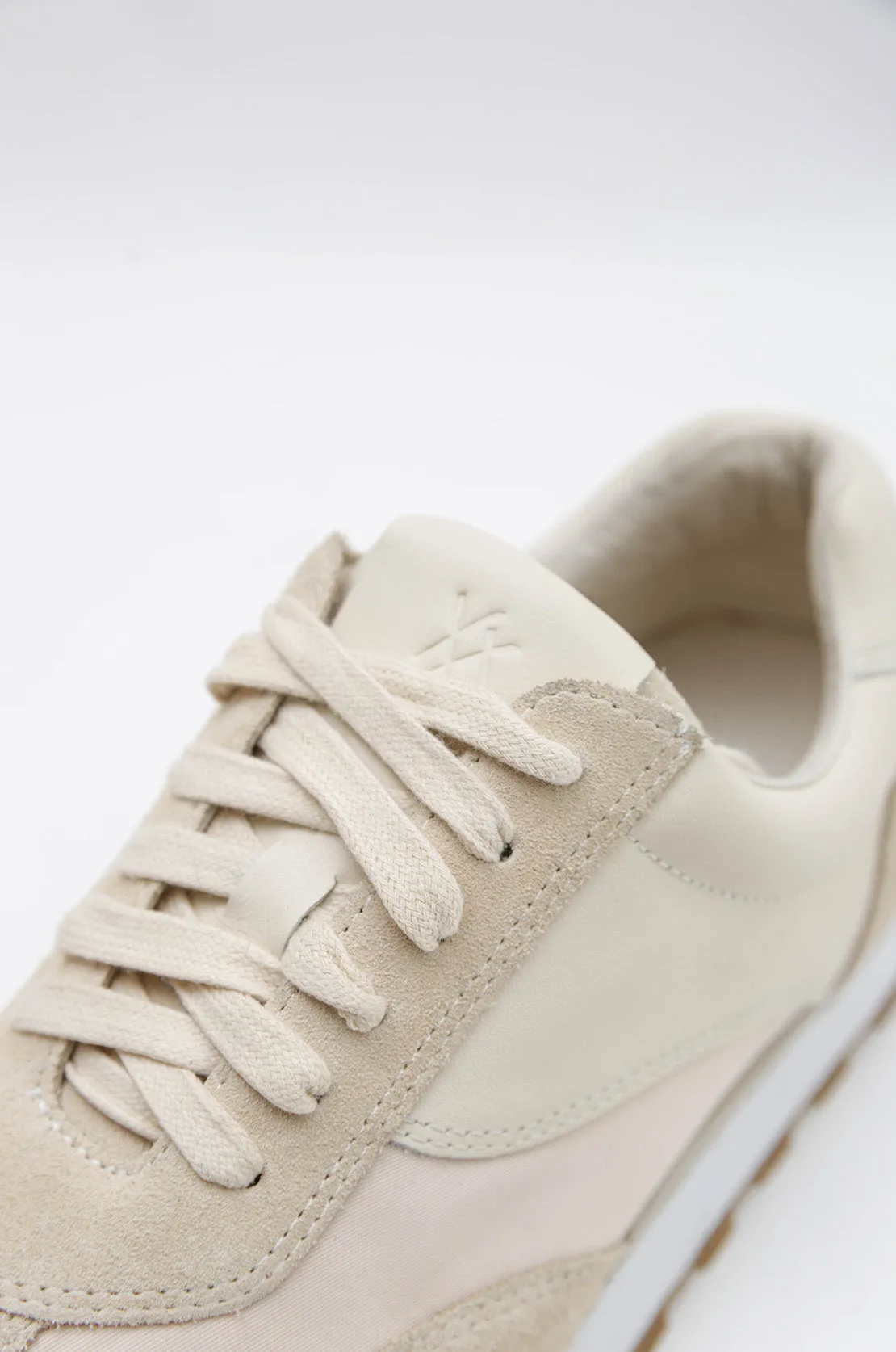 sprint trainer / bone|shell